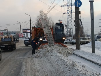 Дорожные службы Нижнего Новгорода переведены на усиленный режим работы в связи со снегопадом
