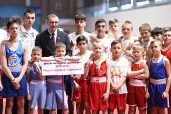 Более 350 спортсменов со всей России и стран СНГ участвуют в XXIII международном турнире по боксу на призы ООО &quot;ЛУКОЙЛ-Нижегороднефтеоргсинтез&quot;