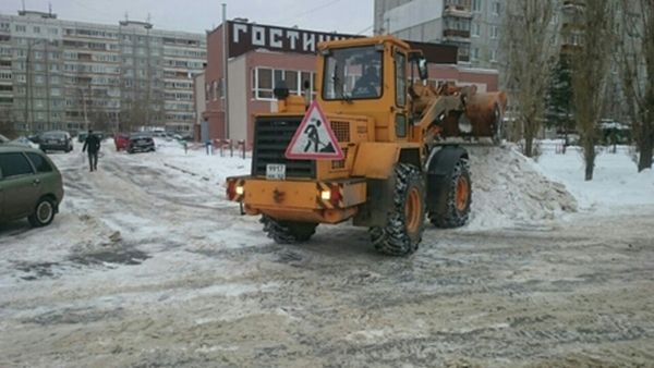 Работы по вывозу снега с улиц и магистралей усилены в Нижнем Новгороде