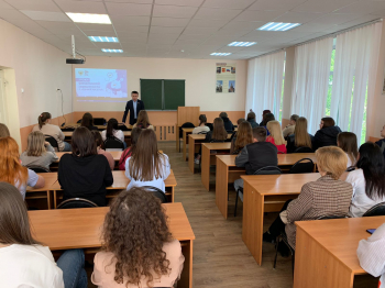 Уроки финансовой грамотности для студентов и школьников проходят в Нижегородской области 