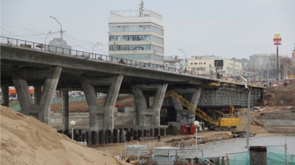 Мостостроители в Чебоксарах начнут бетонирование последней секции нового Московского моста 29 апреля