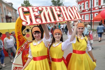 Глеб Никитин открыл фестиваль НХП "Золотая хохлома" в Семёнове
