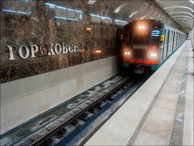 Меры безопасности усилены в нижегородском метрополитене в связи со взрывами в Санкт-Петербурге