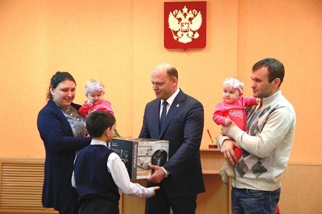 Чествование многодетных родителей состоялось в Канавинском районе Нижнего Новгорода