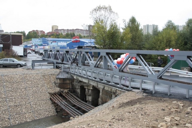 Движение по отремонтированному мосту около радиорынка "Герц" в Нижнем Новгороде открыто 29 сентября