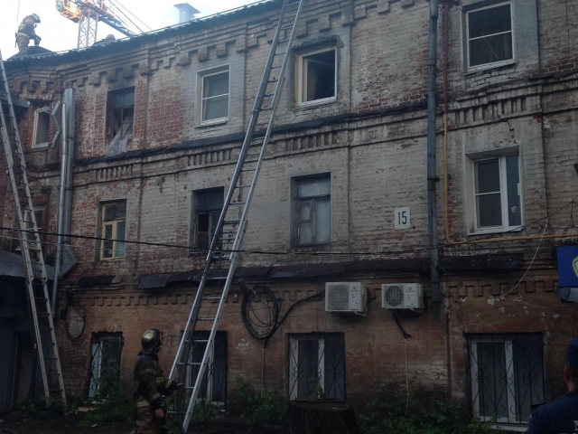 Летняя веранда кафе сгорела в центре Нижнего Новгорода в ночь на 29 июня