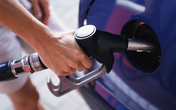 Цены на бензин в Нижегородской области за год выросли более чем на 3,3%