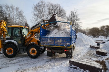 Почти 1,1 млн кубометров снега вывезли с нижегородских улиц с начала зимы