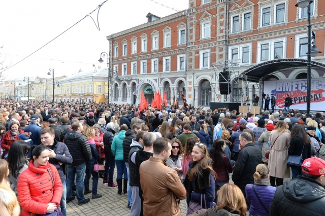 Около 3 тысяч человек приняли участие в митинге "Вместе против террора" в Нижнем Новгороде
