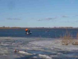 Сотрудникам МЧС пришлось спасать провалившегося под лёд человека в г.о. Сокольский Нижегородской области