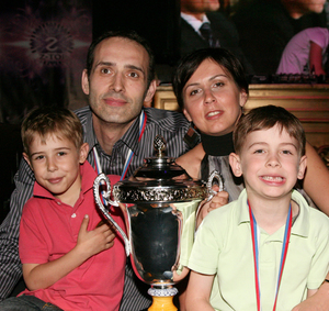 Зоран Лукич отмечал победу всей семьей - фото 57