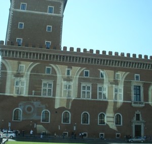 59. Дворец Муссолини на площади Венеции - фото 32