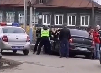 Три ДТП совершил уходивший от погони пьяный водитель в Нижегородской области (ВИДЕО)