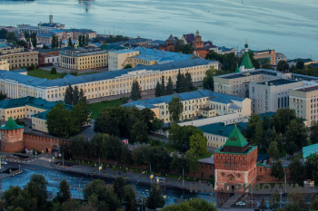 Вход в Нижегородский кремль 24 июня будет открыт только через арку у Кладовой башни