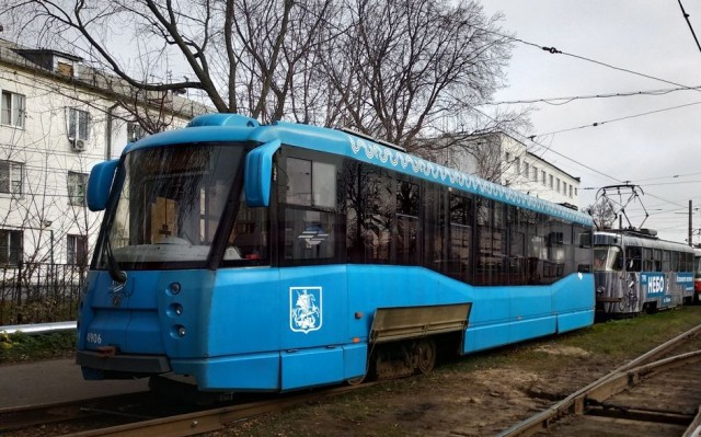 Одиннадцать подаренных Москвой трамвайных вагонов доставили в Нижний Новгород