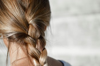 Жительница Нижегородской области к 14 годам отрастила волосы до пят