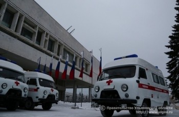 Новые автомобили скорой помощи получили 14 медучреждений Ульяновской области