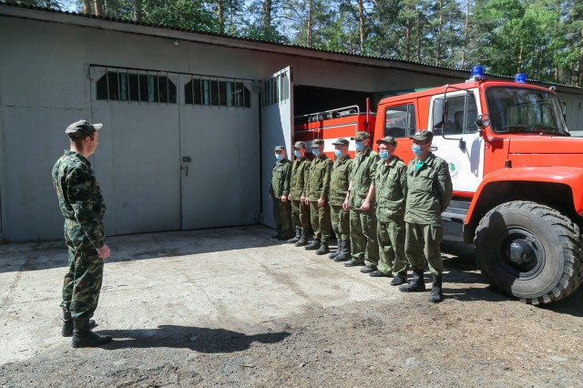 Семь групп лесников ежедневно патрулируют лесные массивы Нижнего Новгорода