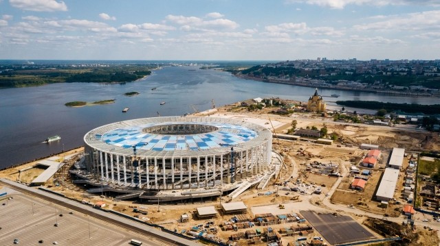 Строители стадиона "Нижний Новгород" завершили монтаж кровли над трибунами