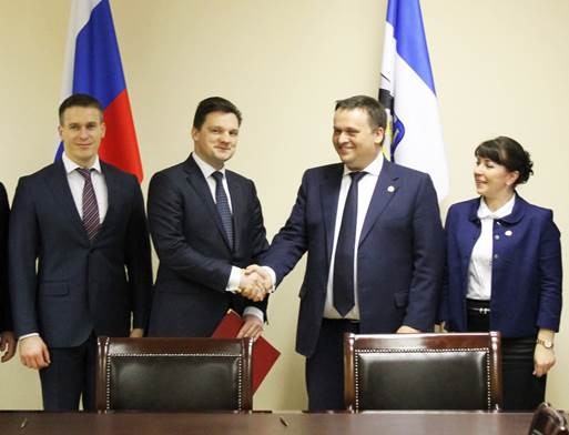 Гендиректор Почты России и глава Новгородской области подписали соглашение о сотрудничестве