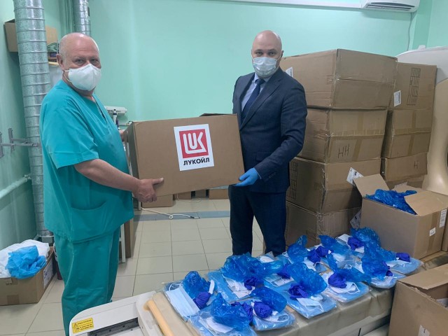 ЛУКОЙЛ закупил медицинские защитные комплекты для медиков в Кстове Нижегородской области