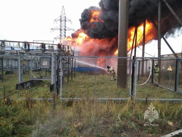 Пожар на электроподстанции произошёл в Татарстане (ВИДЕО)