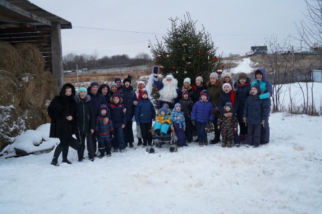 Новогоднюю акцию провели для воспитанников следж-хоккейных команд Нижнего Новгорода 