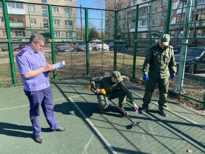 Неизвестный в Дзержинске ранил из пневматического оружия ребёнка