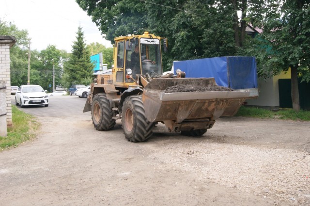 Около 2 тыс. кв. м. дороги отремонтировали на улице Молдавской Нижнего Новгорода после обращения жителей