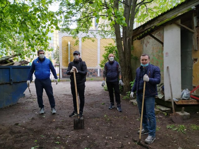 Уборка территорий объектов культурного наследия проходит в Нижнем Новгороде