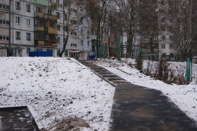 Территорию возле дома № 9 по улице Малиновского в Нижнем Новгороде благоустроили в рамках нацпроекта