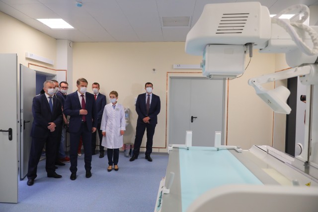 Михаил Мурашко и Глеб Никитин осмотрели новый корпус нижегородской больницы № 23