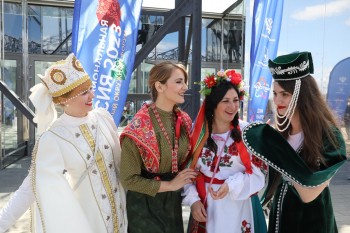 ФАДН и правительство Нижегородской области проводят в Молодежной столице мероприятия ко Дню России