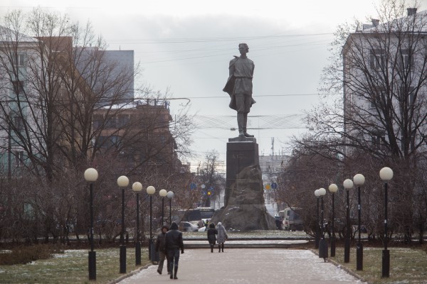 Прокуратура обязала нижегородскую администрацию установить пандусы у памятника М.Горькому