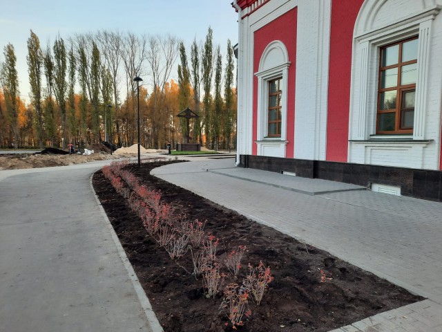 Сквер на пр. 70 лет Октября в Нижнем Новгороде планируется открыть после благоустройства в ноябре