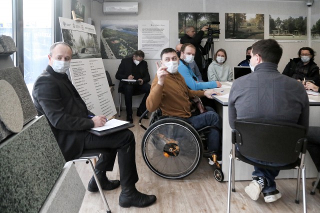 Предложения маломобильных нижегородцев продолжают вносить в проект благоустройства парка "Швейцария"