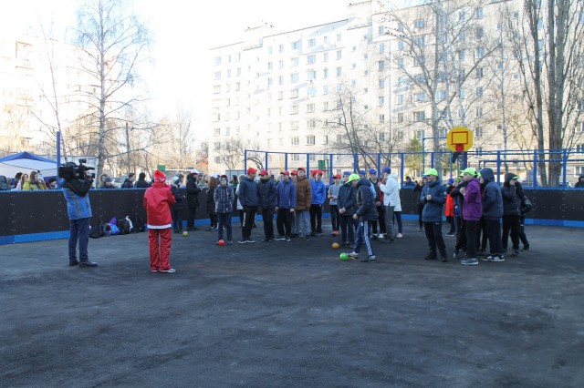 Многофункциональные спортплощадки появились во дворах домов по ул. Снежная и Радио Нижнего Новгорода в рамках программы ФКГС
