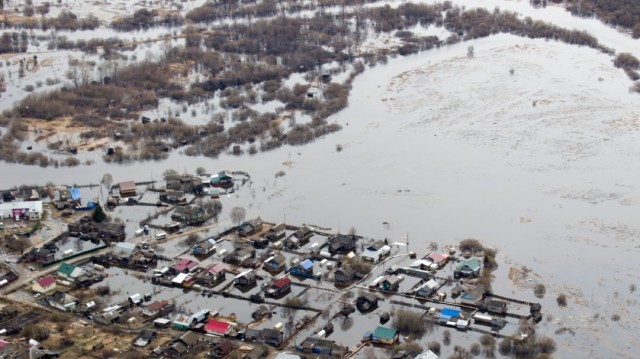 Паводок затопил 64 придомовые территории в Уренском муниципальном округе
