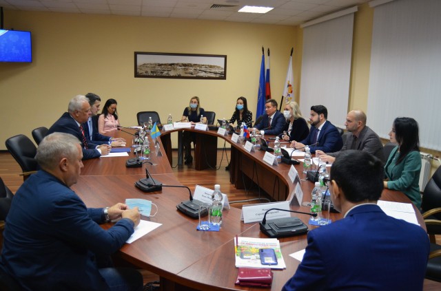 Посол Боснии и Герцеговины в России обсудил с нижегородскими производителями возможности выхода на зарубежные рынки
