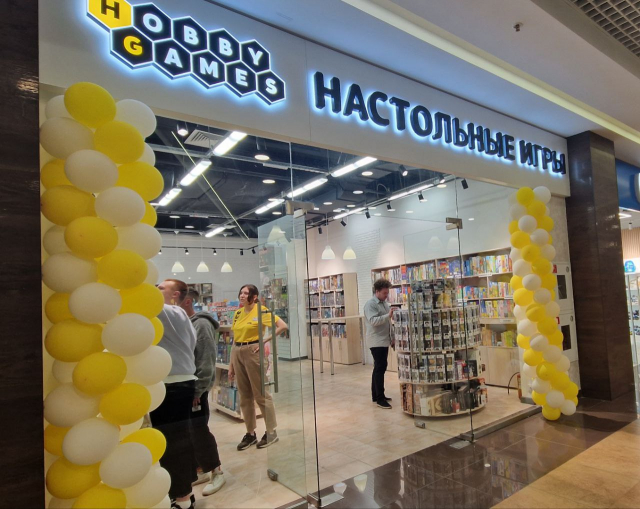 Обновленный магазин Hobby games открылся в ТРК "НЕБО": больше площадь - больше игр!