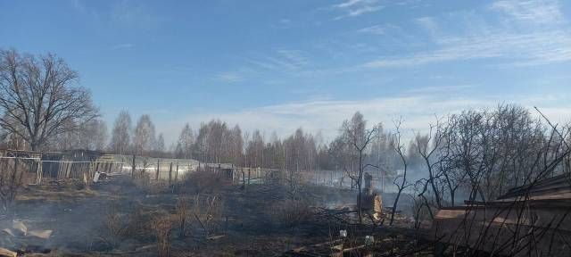 Три дома и четыре бани сгорели в селе Вторусское Арзамасского района