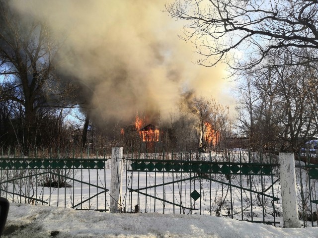 Курящие второклассники в Мордовии сожгли здание бывшей больницы