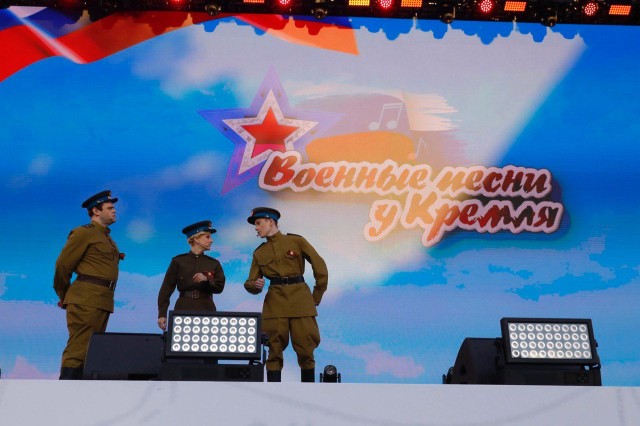 Нижегородцев приглашают принять участие в народном концерте "Военные песни у Кремля"