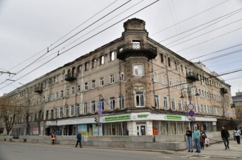 Здания бывших гостиниц &quot;Россия&quot; и &quot;Европа&quot; в Саратове готовят к реставрации