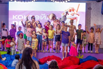 Дети провели научные опыты в нижегородском ЦУМе