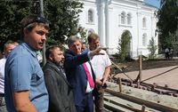 И. о. главы администрации Нижнего Новгорода Андрей Чертков провел выездное совещание по вопросу благоустройства улицы Ильинская