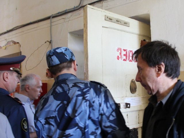 Представители уполномоченного по правам человека потребовали ремонта и сокращения мест в камерах нижегородского СИЗО-1