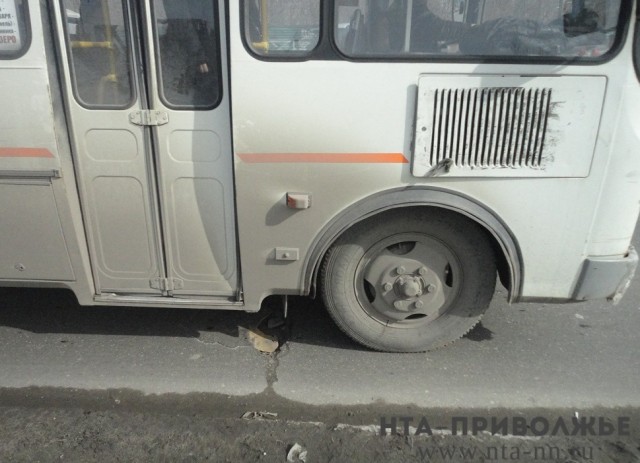 Выхлопы отработанных газов общественного транспорта проверили в Кирове 