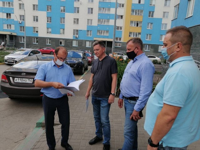 Сотрудники жилинспекции проверили подготовку домов Дзержинска к отопительному сезону