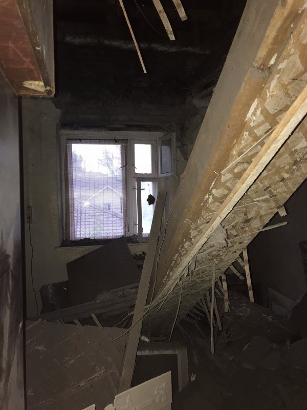 Потолок обрушился в многоквартирном доме в Кстове Нижегородской области